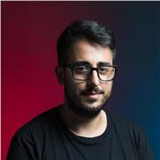 Regista e aiutoregista, laureato in Comunicazione, ti insegna come fare della tua passione per il cinema un lavoro